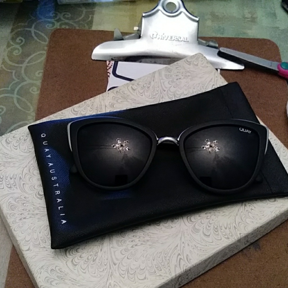 QUAY AUSTRALIA MY GIRL SUNGLASSES